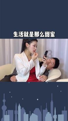 救援顽皮的小女孩
